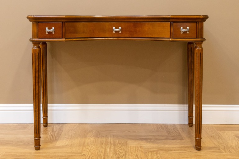 Console d&rsquo;entrée design Italien : allier élégance et praticité