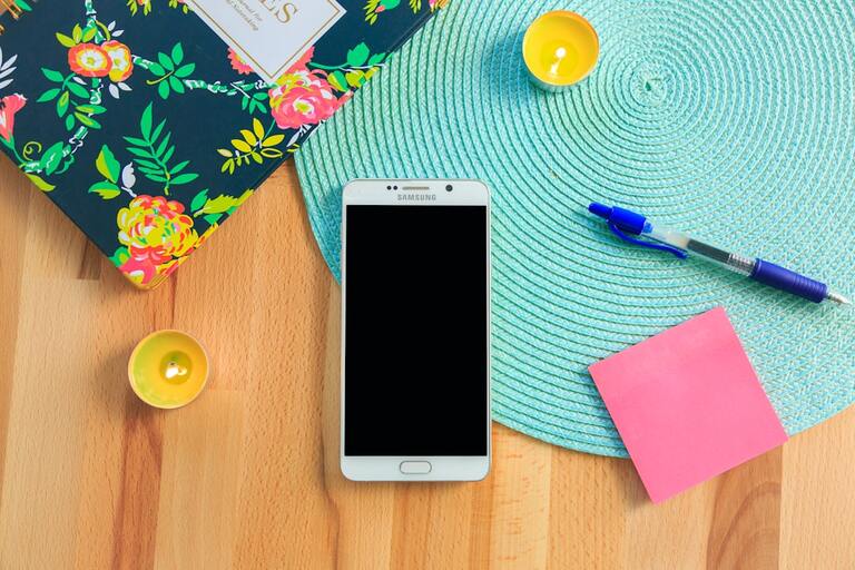Pièces détachées téléphone : guide pour bien choisir en 2025
