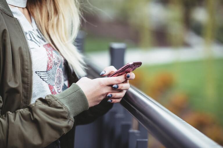 Écouteurs iPhone XS : Comment choisir les meilleurs modèles en 2025 ?