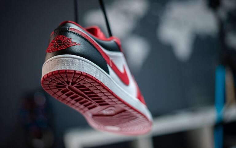 Optez pour les chaussures de sécurité Nike : la solution parfaite pour garder vos pieds en sécurité en 2025