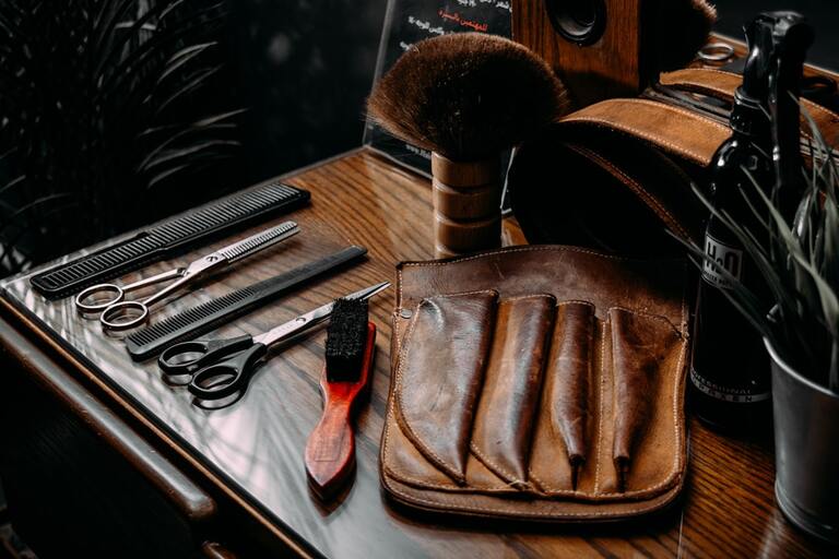 Pressing cuir à Paris : l&rsquo;expertise pour entretenir vos vêtements en cuir véritable